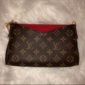 💯 Auth Louis Vuitton Pallas clutch Cross Body